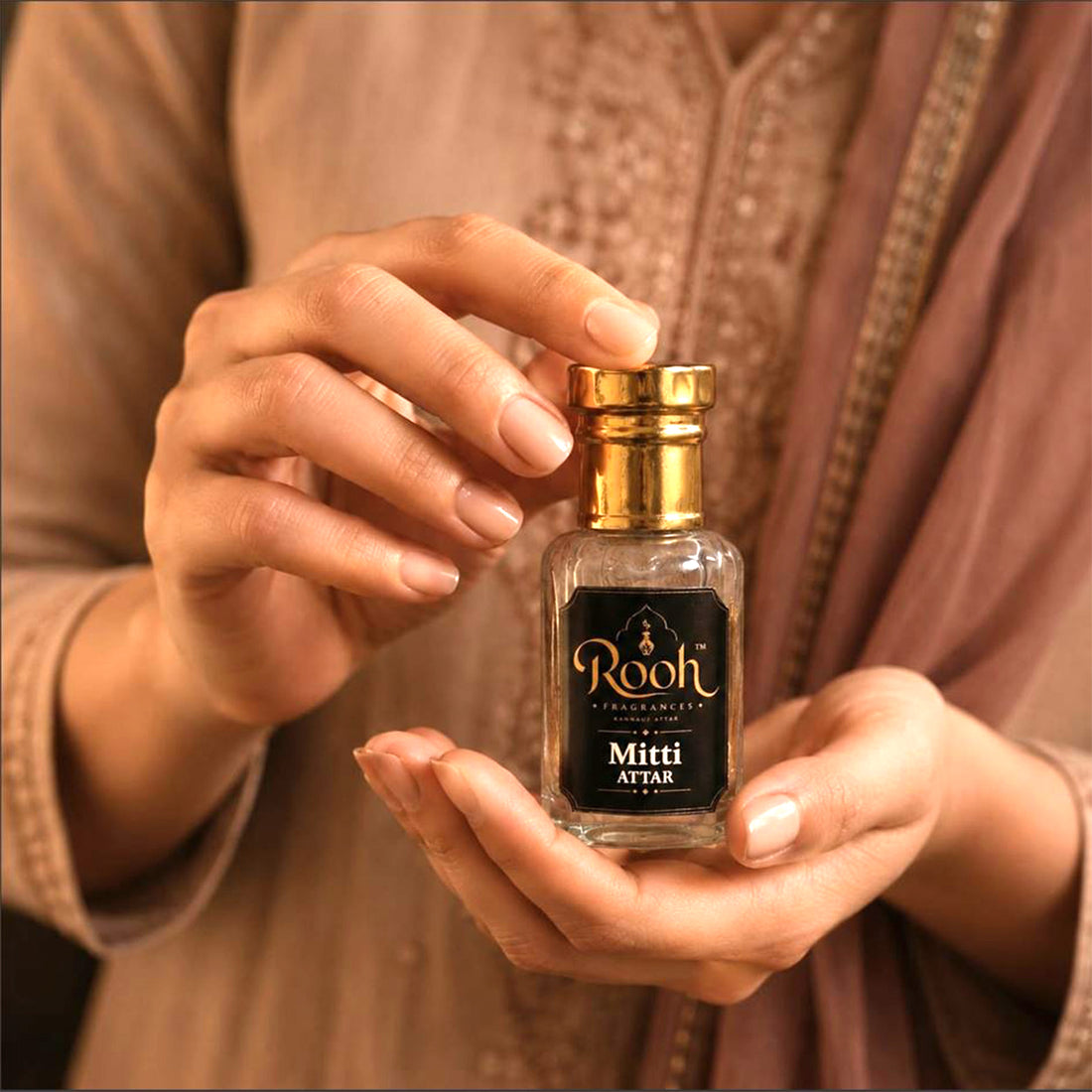Mitti Attar